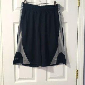 Under Armour Mens basketball shorts size L